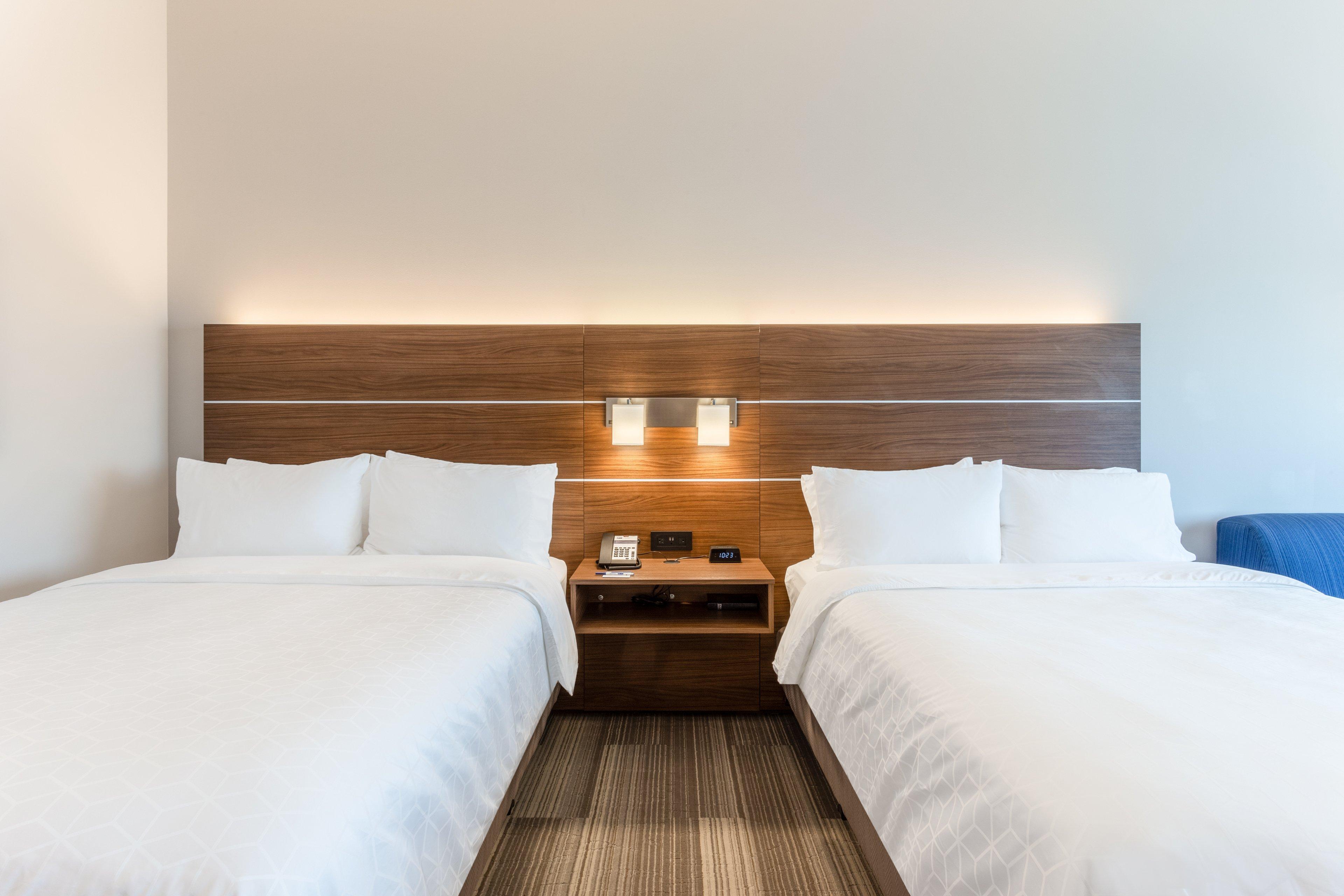 Holiday Inn Express & Suites - Springfield North By Ihg Exterior foto
